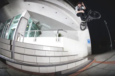 Rob-Harris-Hard-180-Barspin-DIG-BMX-NW