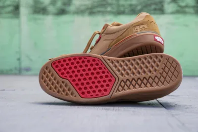 VANS ODYSSEY 2025 COLLECTION FF RAMP 087