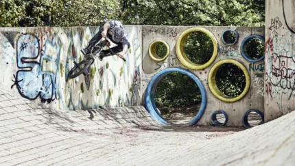 Felix Tight Wall Copy