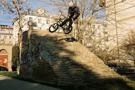 Pravda slideshow thumb