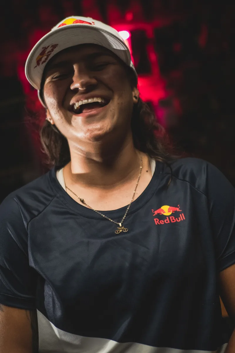 Vtc X 360 9 Queen Saray Villegas