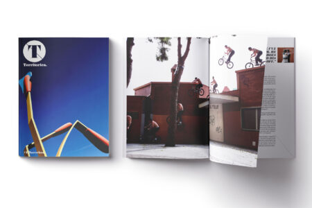 Magazine Territories 4 Cover And Spread
