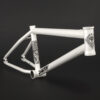 Savanna Frame White 1