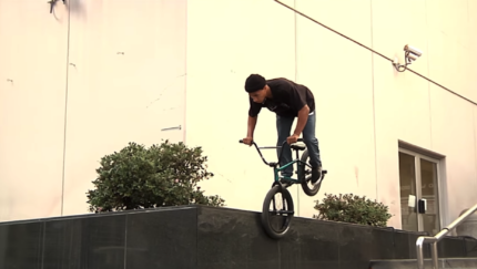 Volume The Voyager Frame Commercial