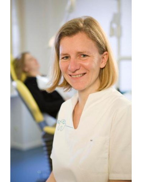 Dr. med. dent. Bettina Schede