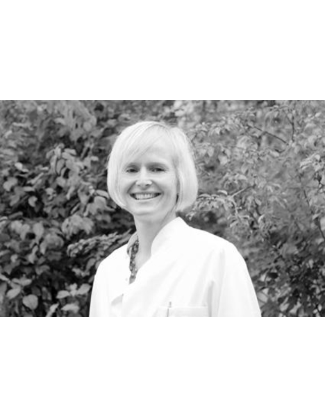 Dr. Tamina E. Brinkschmidt