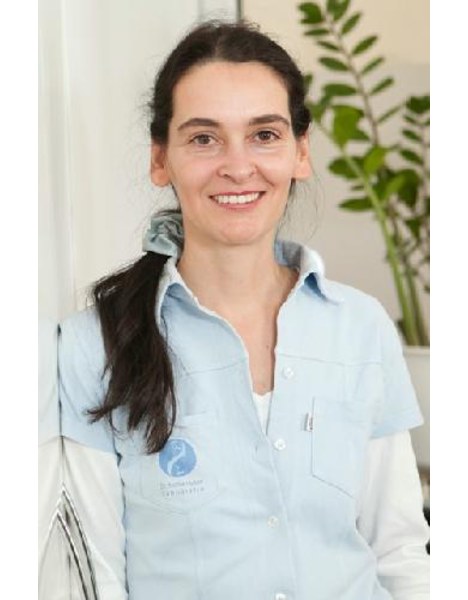 Dr. med. dent. Nicola Huber