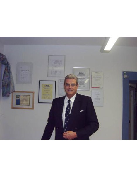 Dr. med. Georg Zapfe