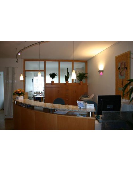 Dr. med. Achim Michels