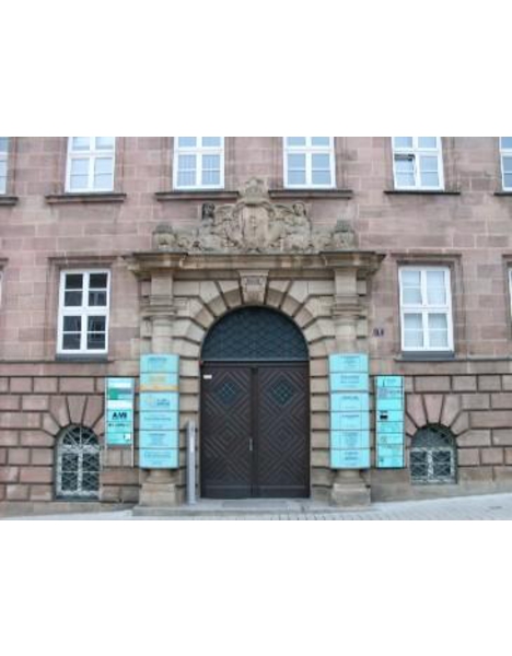 Dr. med. Wolfgang Scharl