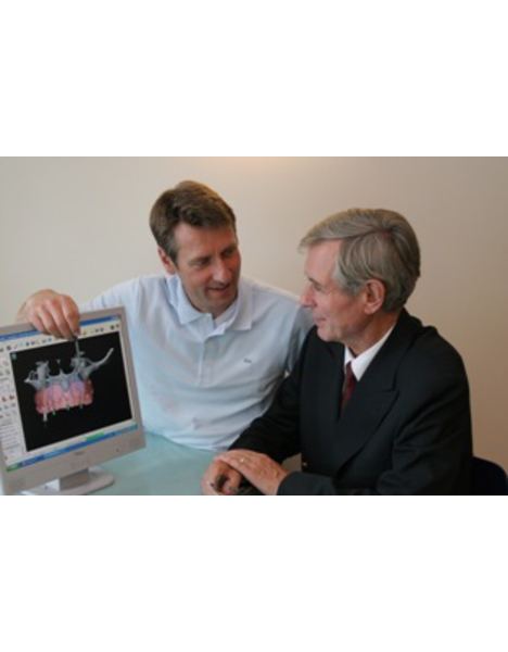 Dr. Nils Mühlenbeck