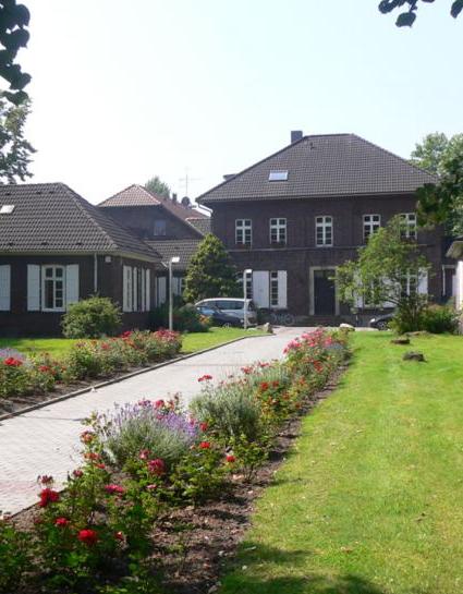 Dr. Annegret Flintrop