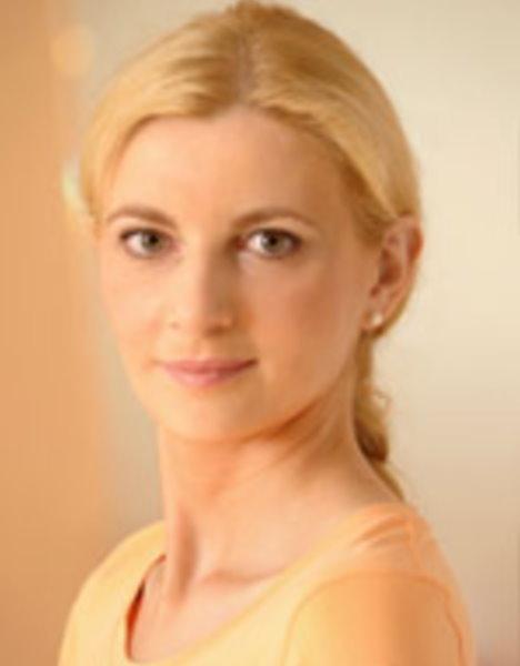 Dr. med. dent. Astrid Stingl