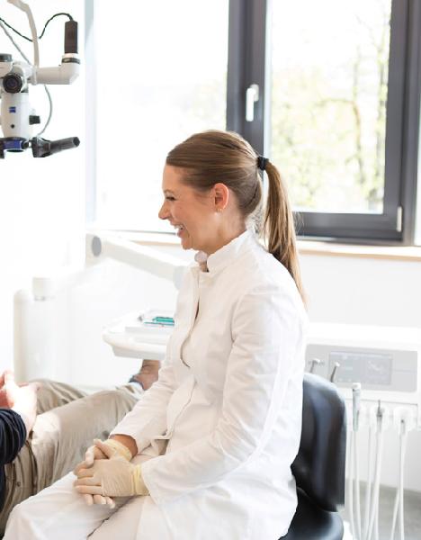 Dr. med. dent. Julia Emmerich