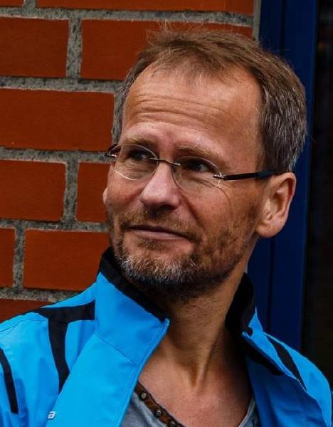 Dr. med. Eberhard Schauwienold