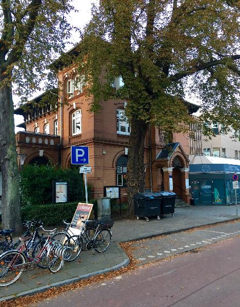 Dr. med. dent. Christoph Ivens