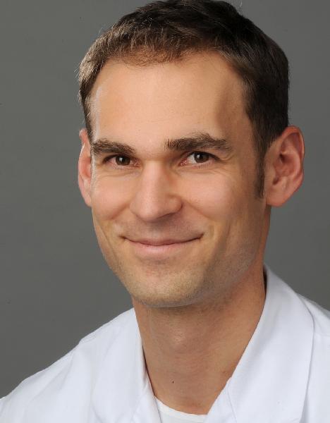 Dr. med. Tobias Hollerith