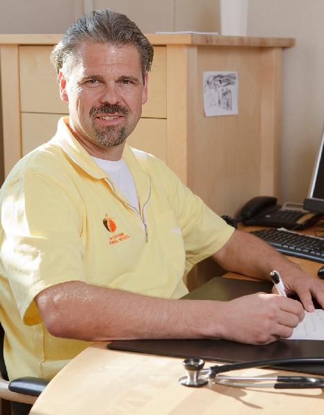 Dr. med. Marcus Netzel