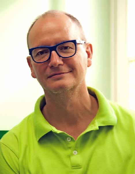 Dr. Torsten Banhardt