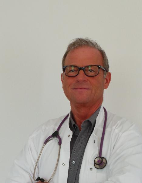 Dr. Daniel Kruschinski