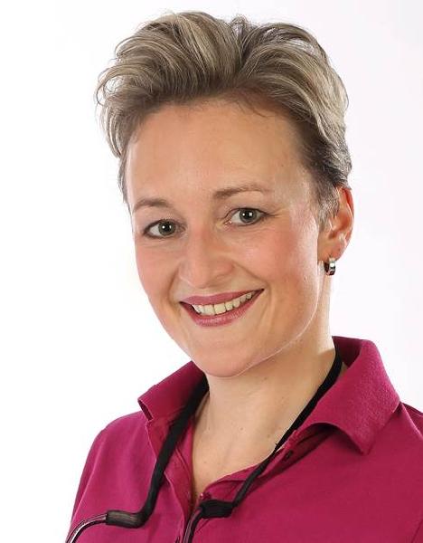 Dr. Saskia Holstiege