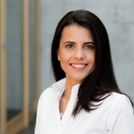 Dr. med. Estefania Lang