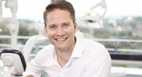 Dr. med. dent. Miha Brezavscek