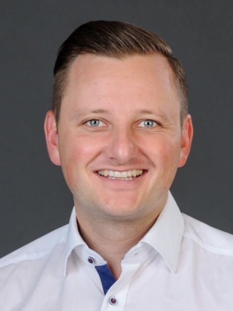 Dr. med. dent. Jan Stauß