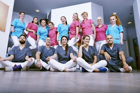 Zahnarzt Berlin-Wilmersdorf | DIE PRAXIS - Jan Tasler & Mischa Ommid Steude