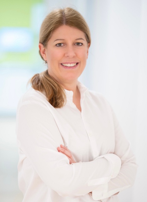 Kieferorthopäde Wiesbaden - Dr. Juliana Petri