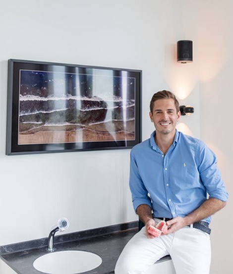 Kieferorthopäde München Dr. Sebastian Krause welovesmiles