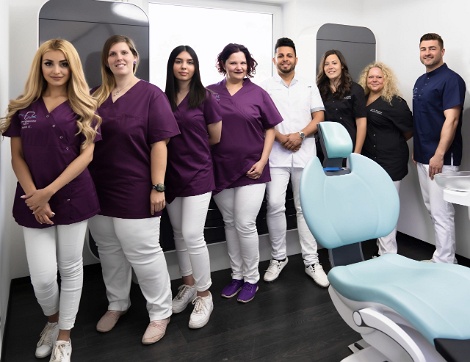 Moderne Zahngesundheit Kaarst - Zahnarzt Dr. Zarkesh