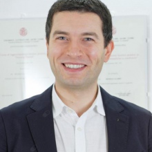 Ingrandire l'immagine: Michele Calabro', dentista Voghera