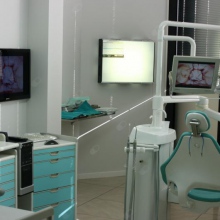 Ingrandire l'immagine: Alberto Bondi, dentista Cesena