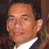 Acercar imagen: Carlos Eduardo Alvarez Peña, Neurocirujano Surco