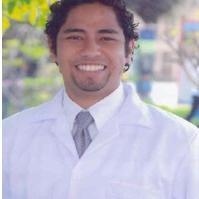 Acercar imagen: Christhian Davila Carbajal, Especialista en Medicina Intensiva Chiclayo