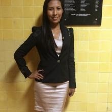 Acercar imagen: Angelica Flores Fuentes, Especialista en Medicina Intensiva 