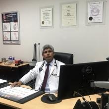 Acercar imagen: Hector Williams Apaza Coronel, Cardiólogo Tacna