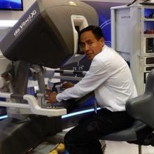 Acercar imagen: Alejandro Escalante Alvaro, Urólogo Arequipa