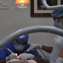 Acercar imagen: Jorge Salas Cordova, Dentista Miraflores