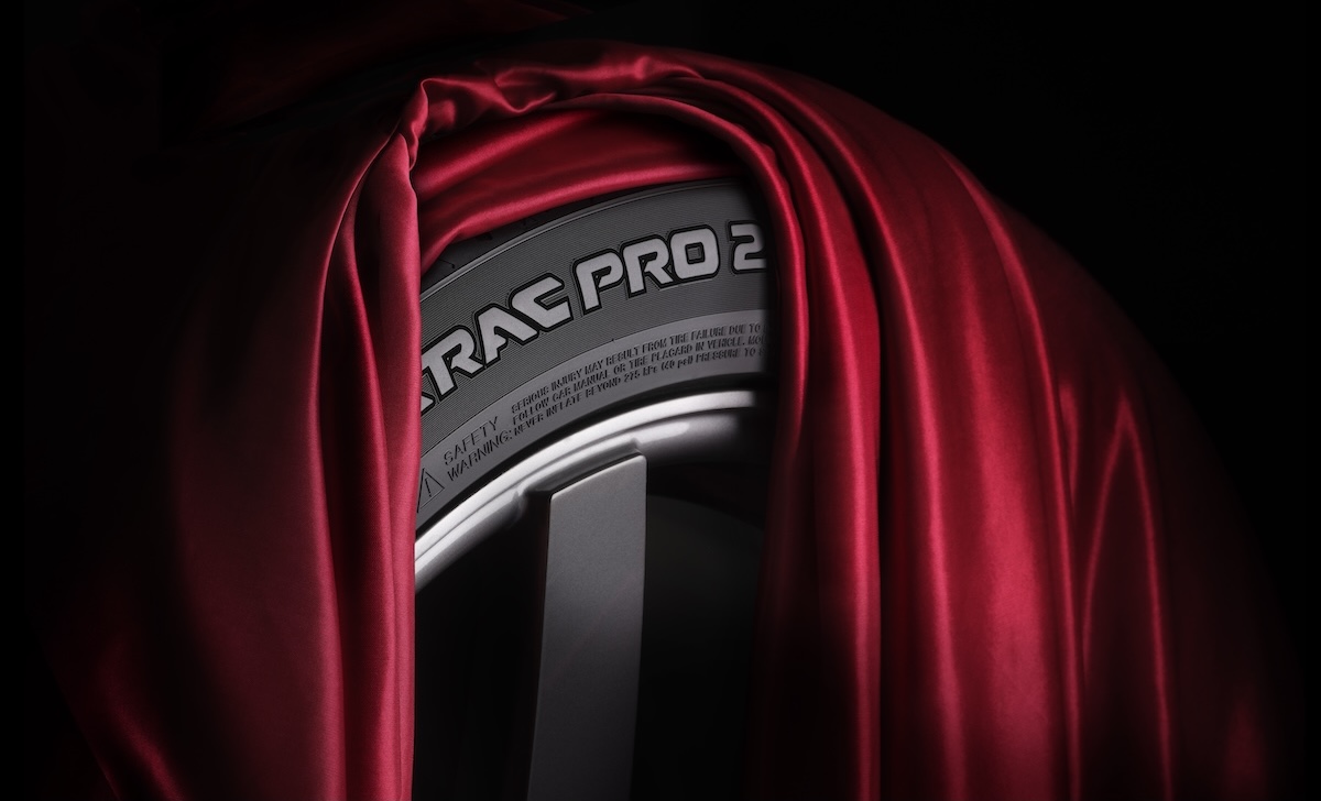 All-new Vredestein ultra-high-performance all-season tyre set for summer launch.jpg