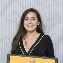 Ampliar imagem: Adriana Salgueiro, Dentista Pedroso