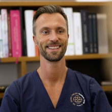 Clínica Dr. Pedro Coelho - Implantologia e Estética Premium