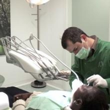 Ampliar imagem: João Simões, Dentista Lisboa