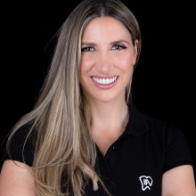 Ampliar imagem: Isabel Flores Allen, Dentista Porto