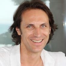 Ampliar imagem: Helder Silvestre, Cirurgião plástico Carcavelos