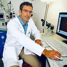 Acercar imagen: Alfonso Casado Rojo, Oftalmólogo Santander