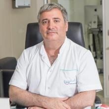 Acercar imagen: Mansur Raslan Egge, Oftalmólogo Barcelona