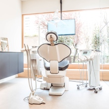 Acercar imagen: Jesus Gonsales, Cirujano oral y maxilofacial Madrid