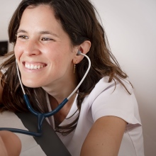 Acercar imagen: Andrea Sarrat Pirla, Pediatra Olesa de Montserrat